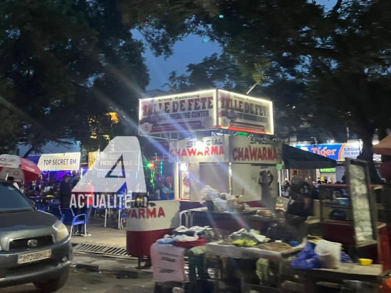 à Kapela, les nuisances sonores liées aux bars et aux activités nocturnes inquiètent les habitants